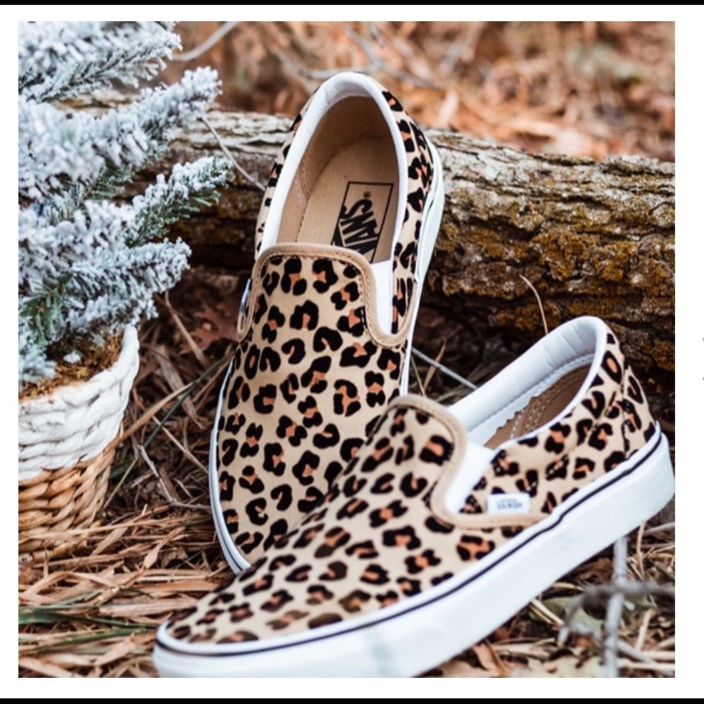 Women’s Cheetah Vans